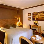 Le Marquis By Inwood