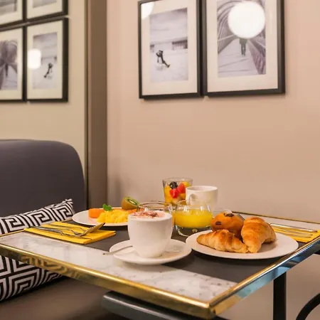 Le Marquis By Inwood Hotel