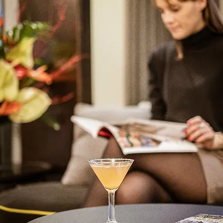 Le Marquis By Inwood Hotel
