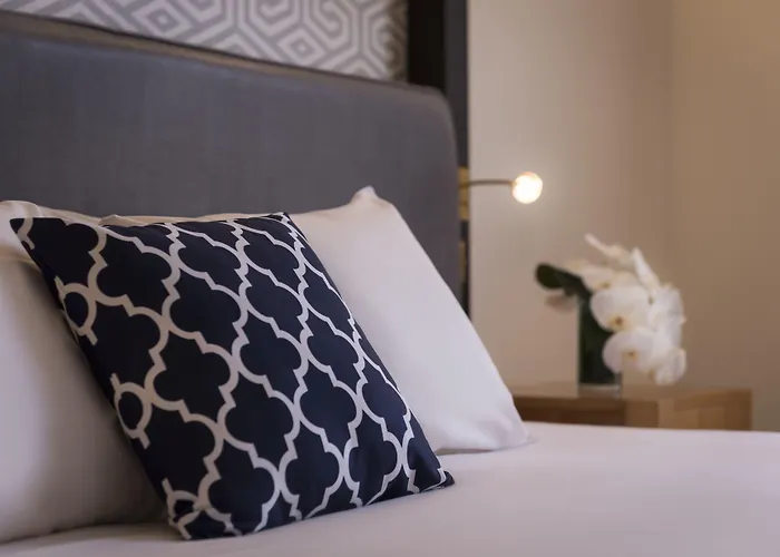 Hotel Le Marquis By Inwood