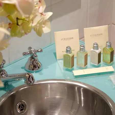 ホテル Le Marquis By Inwood