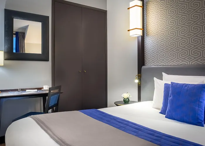 Le Marquis By Inwood