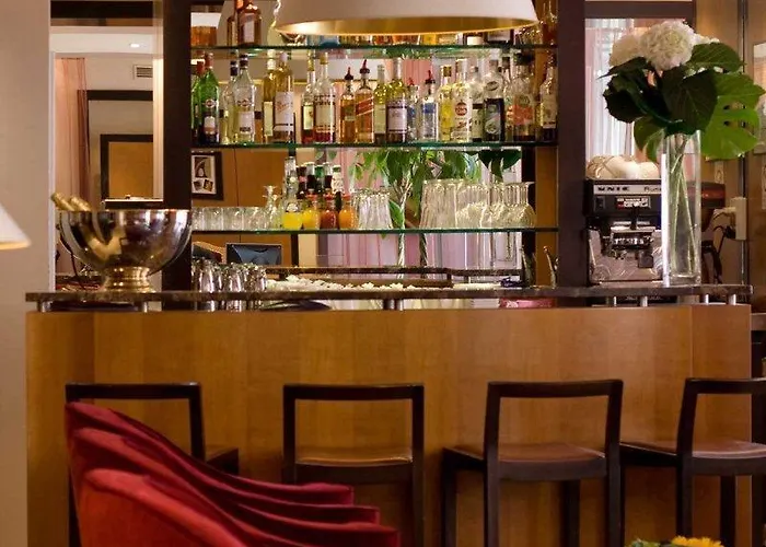 Hotell Le Marquis By Inwood